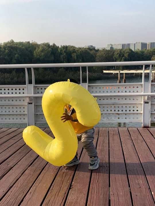 Yellow Number 8 Balloon 40 Inch, 8th Birthday Party Decorations for Children, Giant 8 Foil Balloon for Party Supplies