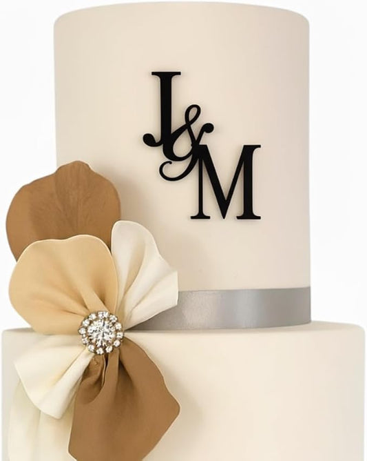 Personalized Gold Wedding Cake topper– Custom Couple Initials, Elegant Custom Cake Decoration for Modern Weddings (Gold)