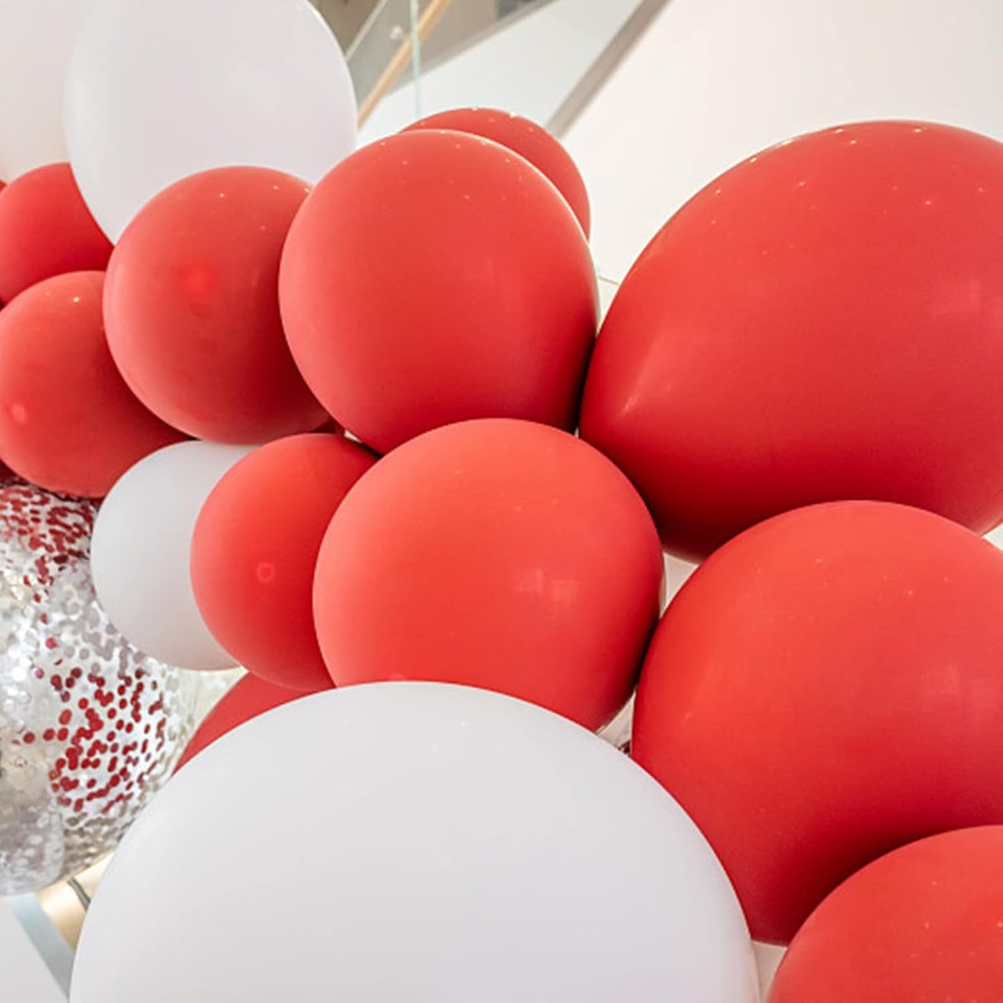 105pcs Red Balloons 12inch Party Latex Balloons for Valentine's Day Birthday Christmas Baby Shower Wedding Anniversary Party Decorations