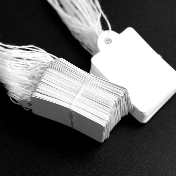 Rich Union 1000pcs White Price Tags with String Attached, Marking Merchandise Strung Tags Writable Label Hang Tags for Pricing Gift Jewelry Clothing Yard Sale Garage Supplies