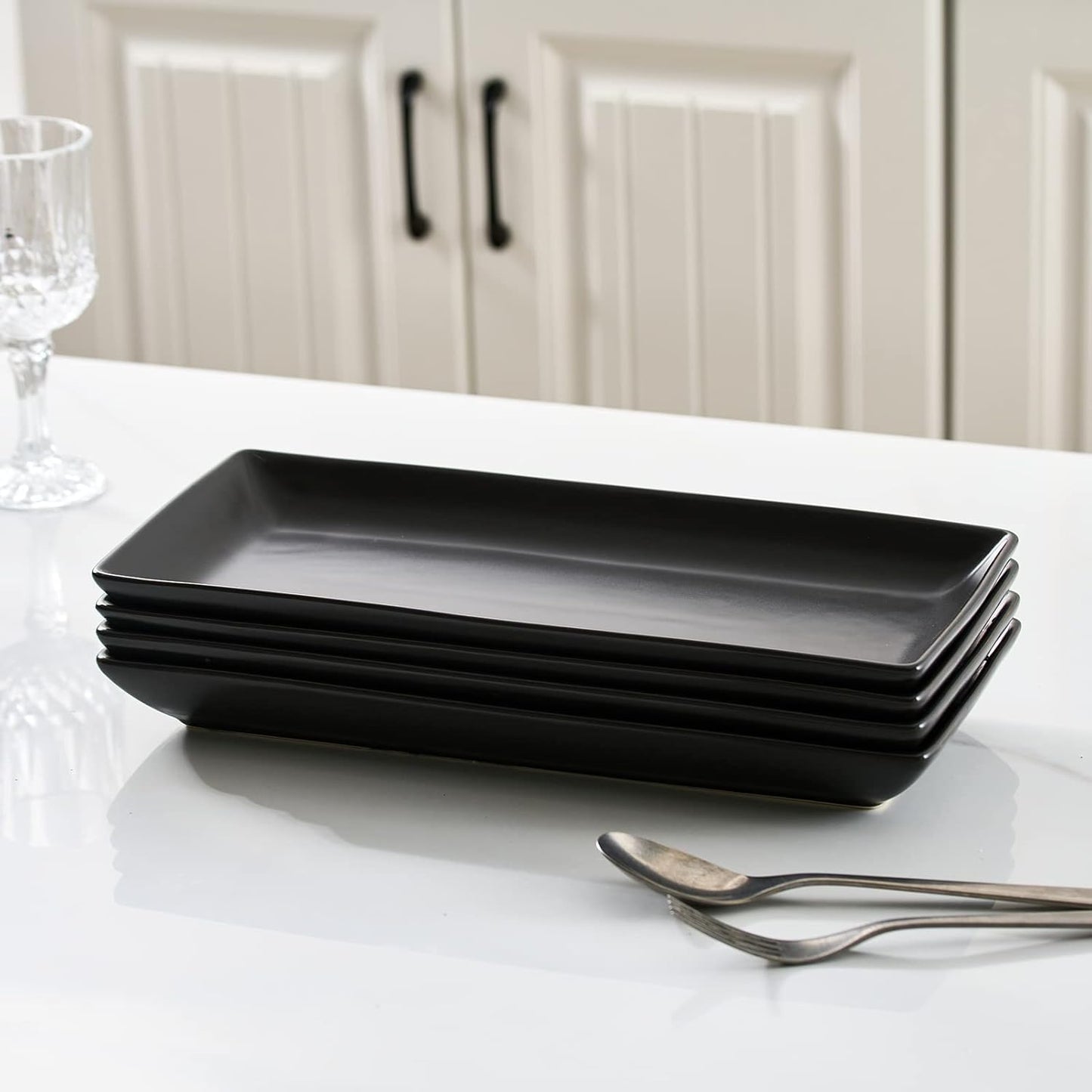 Gomakren Serving Platter Serving Dishes, 14 Inch Porcelain Serving Trays for Party, Large Serving Platters and Trays, Rectangular Sushi Plates for Entertaining Thanksgiving Christmas, Set of 4, Black