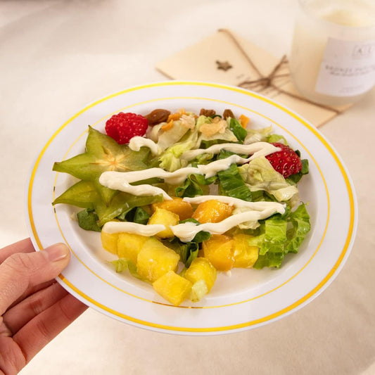 bUCLA 100Pieces Gold Plastic Plates -7.5inch White and Gold Disposable Salad/Dessert Plates - Ideal for Weddings, Party & Thanksgiving