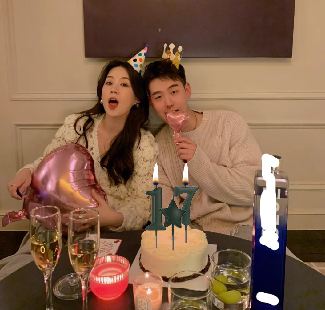 4.75 in Black Number 4 Birthday Candles - Birthday Party Cake Toppers - Celebrating Childrens/Kids Party Cupcake Decoration (Glitter Black)