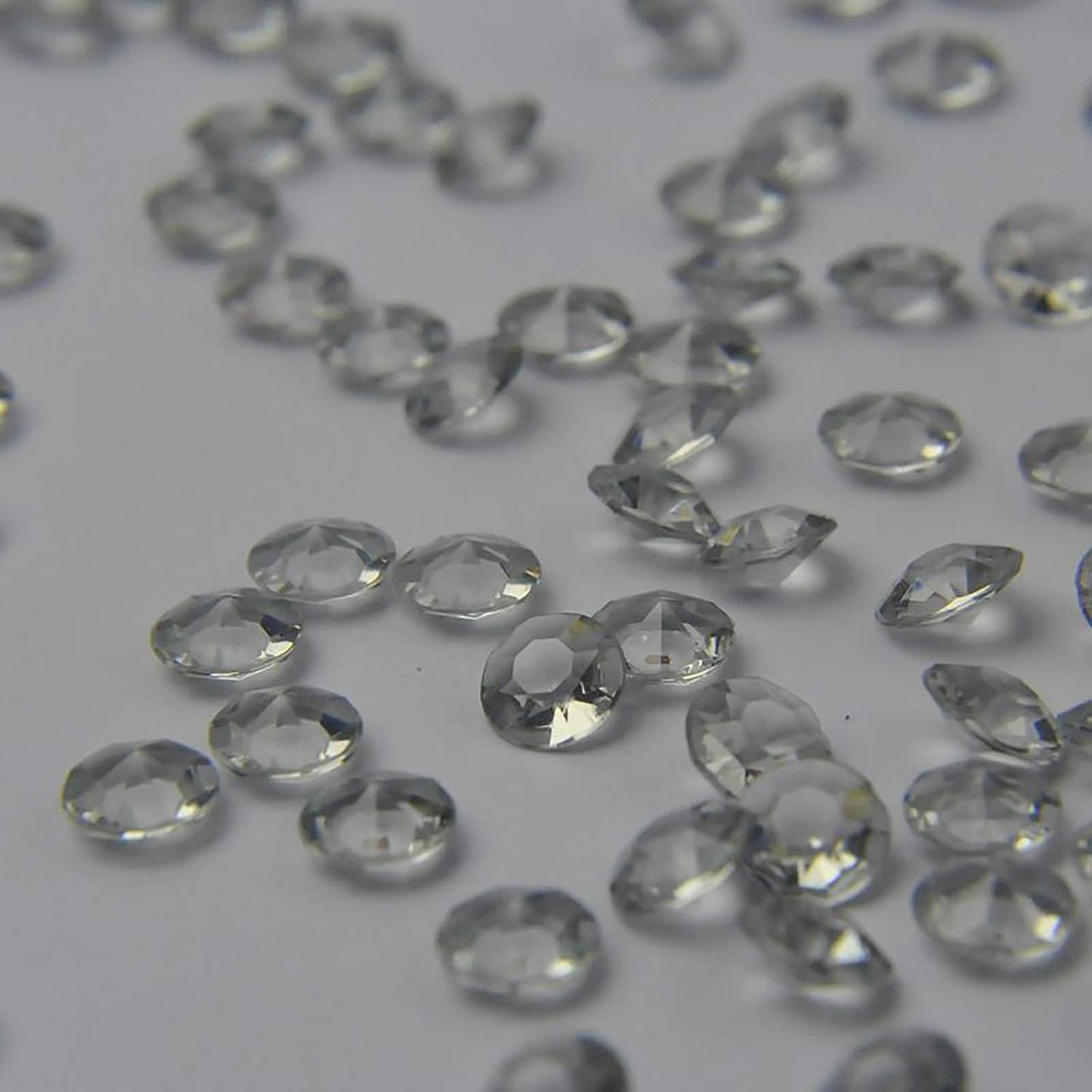 ZKC 10mm 1000PCS Crystal Acrylic Diamond Vase Fillers Beads for Wedding Centerpiece Table Scatter Shower Party Vase Beads Decorations(Grey)