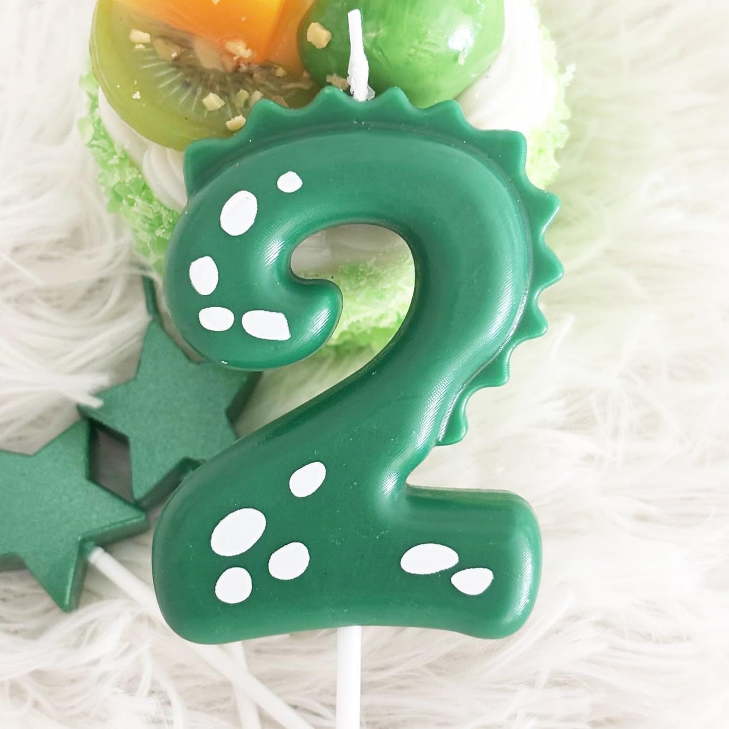 2.75 Inch Green Dinosaur Shaped 2 Number Birthday Candles and Star Birthday Candles,Suitable for Dinosaur Birthday Decorations & Themed Parties Celebration