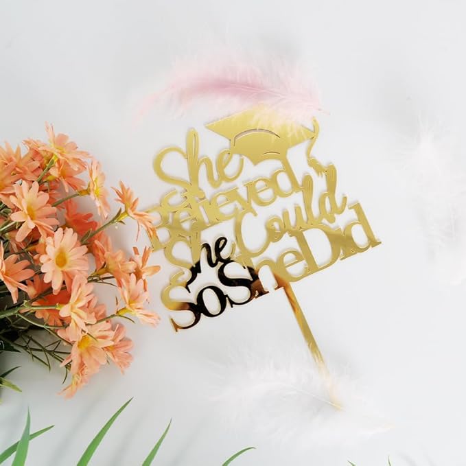She Believed She Could So She Did Cake Topper,2026 Graduation Cake Topper,Graduation Decorations for Girls,2026 High School/College/University Decorations Supplies (Acrylic)