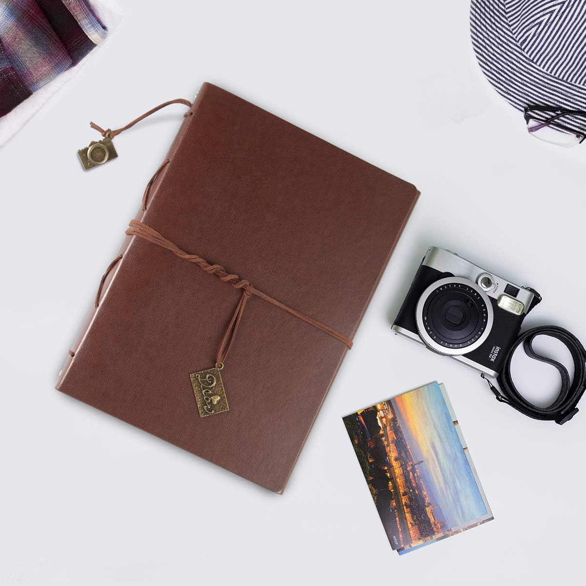 ThxMadam Brown Scrapbook Leather Photo Album Vintage Wedding Guest Book Memory Book with 60 Black Pages Present for Valentines Anniversary Motherâs Day Birthday Gift for Wife Mum Daughter Boyfriend