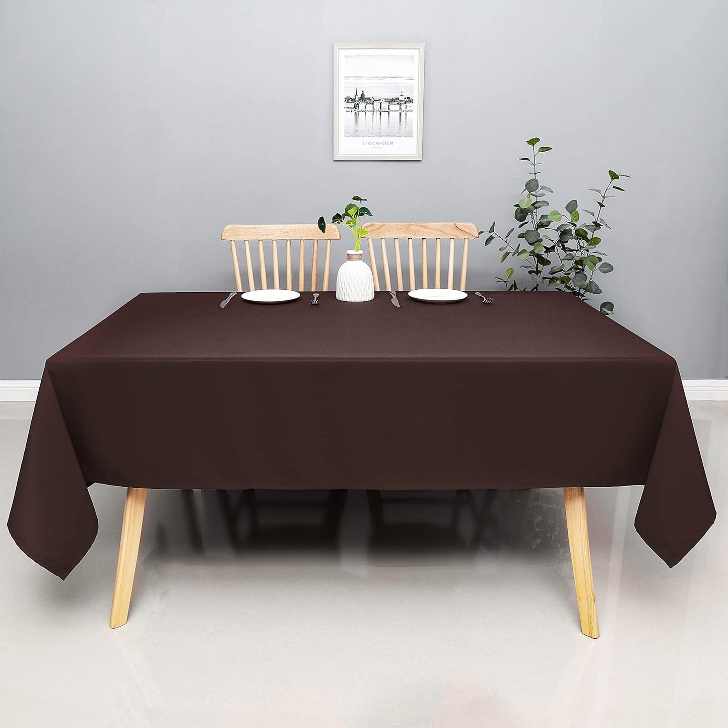 Wewoch Chocolate Rectangle Tablecloth Water Resistant Washable Polyester Table Cloth for Dining,Kitchen, Parties Weddings and Outdoor Use 60 Inch by 84 Inch