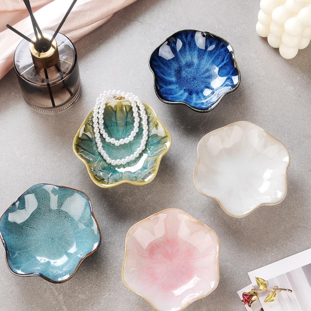 Lotus Leaf Shape Ring Holder Dish, Small Key Bowl, Ceramic Trinket Tray Jewelry Dish Organizing Necklace Earrings for Mom Friend Sister. All Jewelries Are NOT Included. Crystal Green.