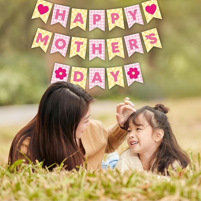 Happy Mother's Day Banner Set Decoration for Mother's Day Party Decorations Backdrop Garland for Mom Mother's Day Glitter Garland Photo Props (Yellow Heart Plaid)