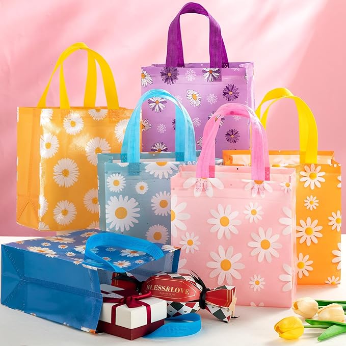 HunnmingRe 30 Pcs Daisy Flower Gifts Bags with Handles Daisy Party Favors Bag Bulk Summer Non Woven Reusable Goodies Treat Handbags for Birthday Wedding Baby Shower Party Supplies, 6 Style