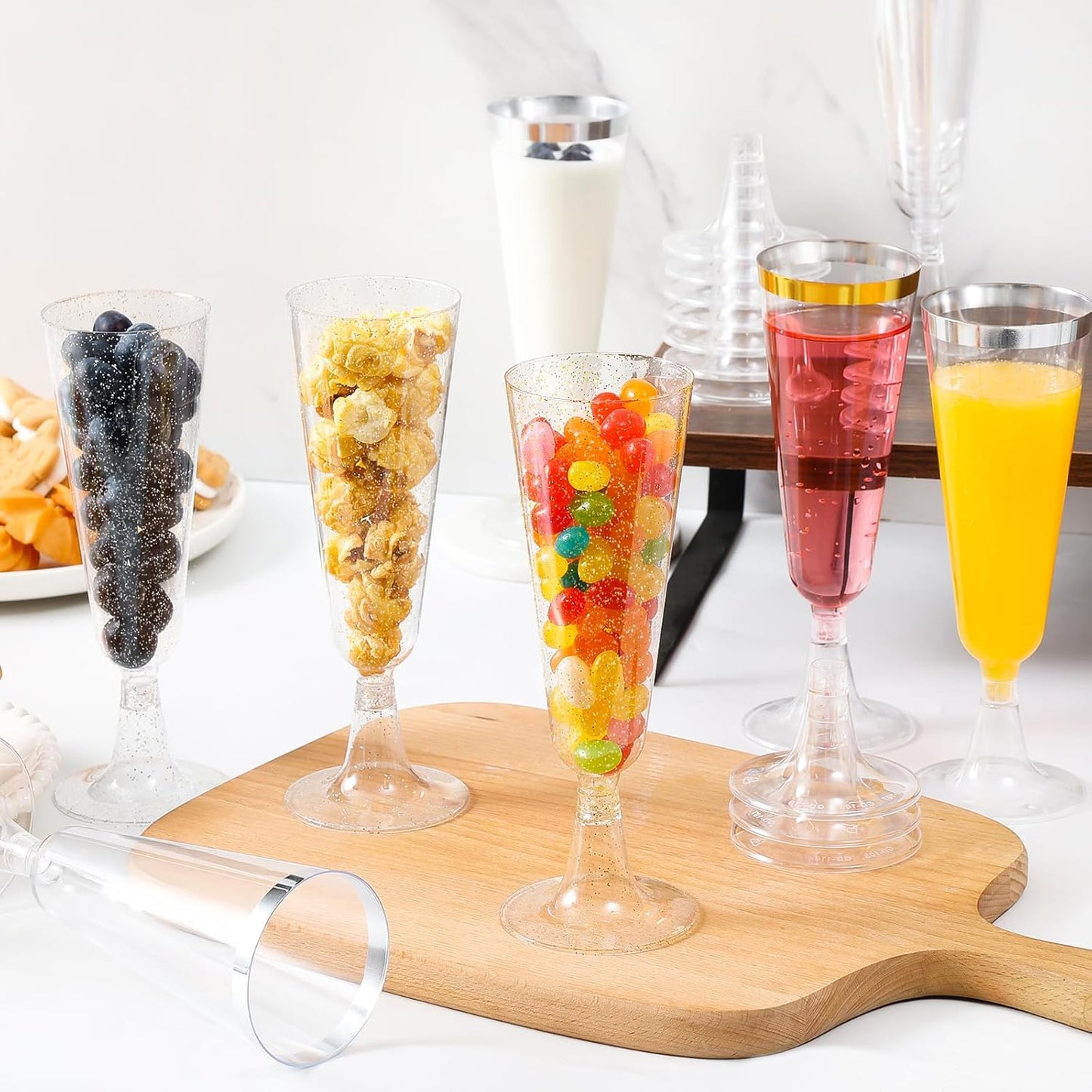 SUREHOME Plastic Champagne Flutes Disposable Champagne Glasses 20 Pack 5 Oz Clear Plastic Mimosa Glasses Acrylic Wedding Toasting Cups for New Years Eve Party Supplies 2026 Christmas Bar Cocktail Cups