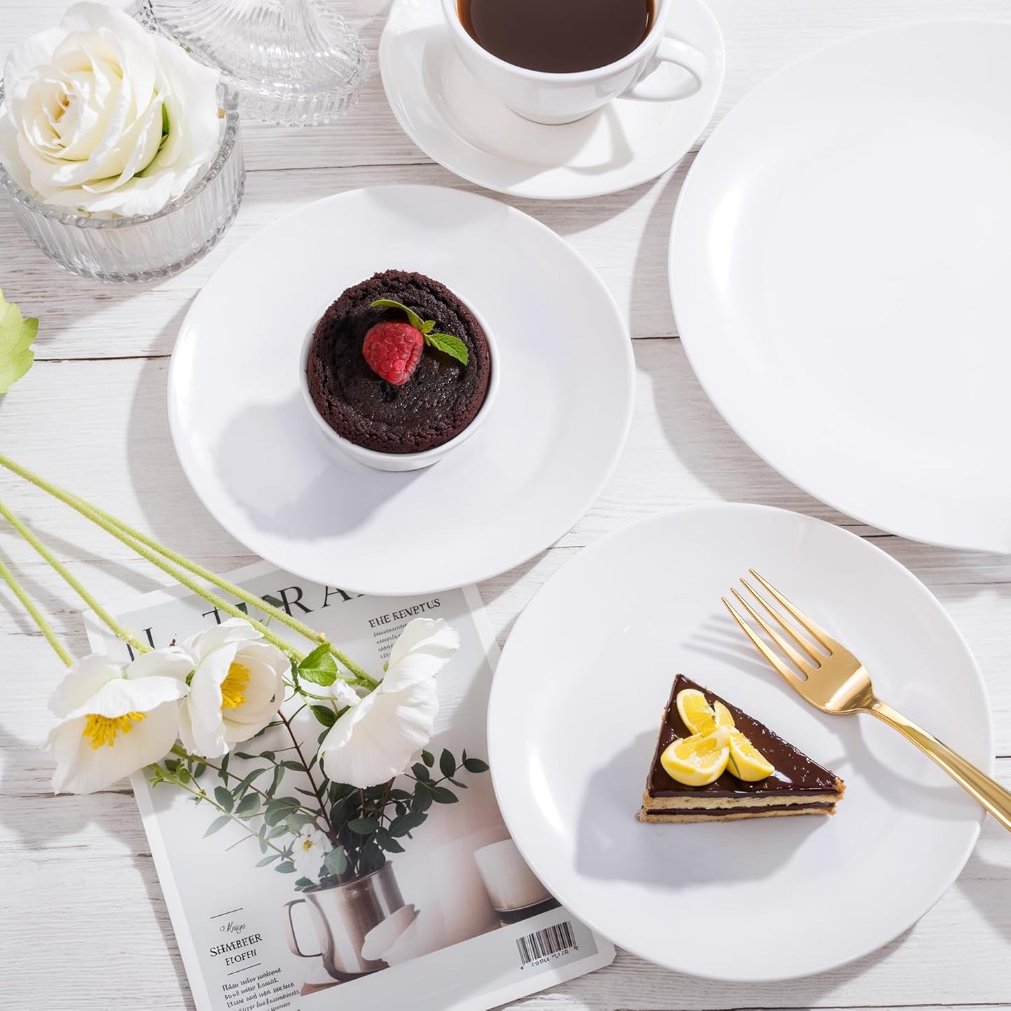 Nervure 100Pcs White Plastic Plates - 10.25inch Disposable White Dinner Plates - Heavy Duty Plastic Plate Ideal for Wedding & Party