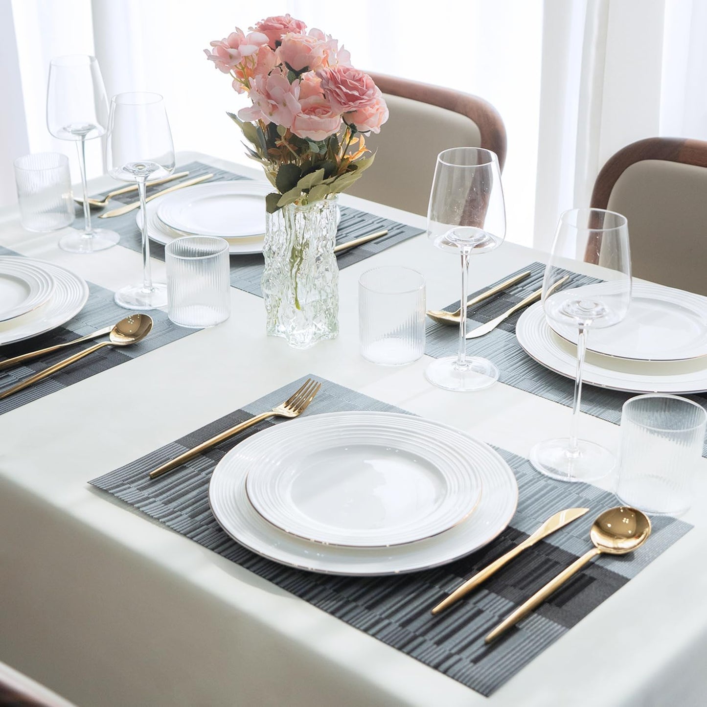 Placemats Set of 8 Vinyl/Plastic Woven Place Mats for Kitchen Table Indoor/Outdoor Washable Placemat Wipeable Dining Table Mats (Ombre Silver Grey Black,8)
