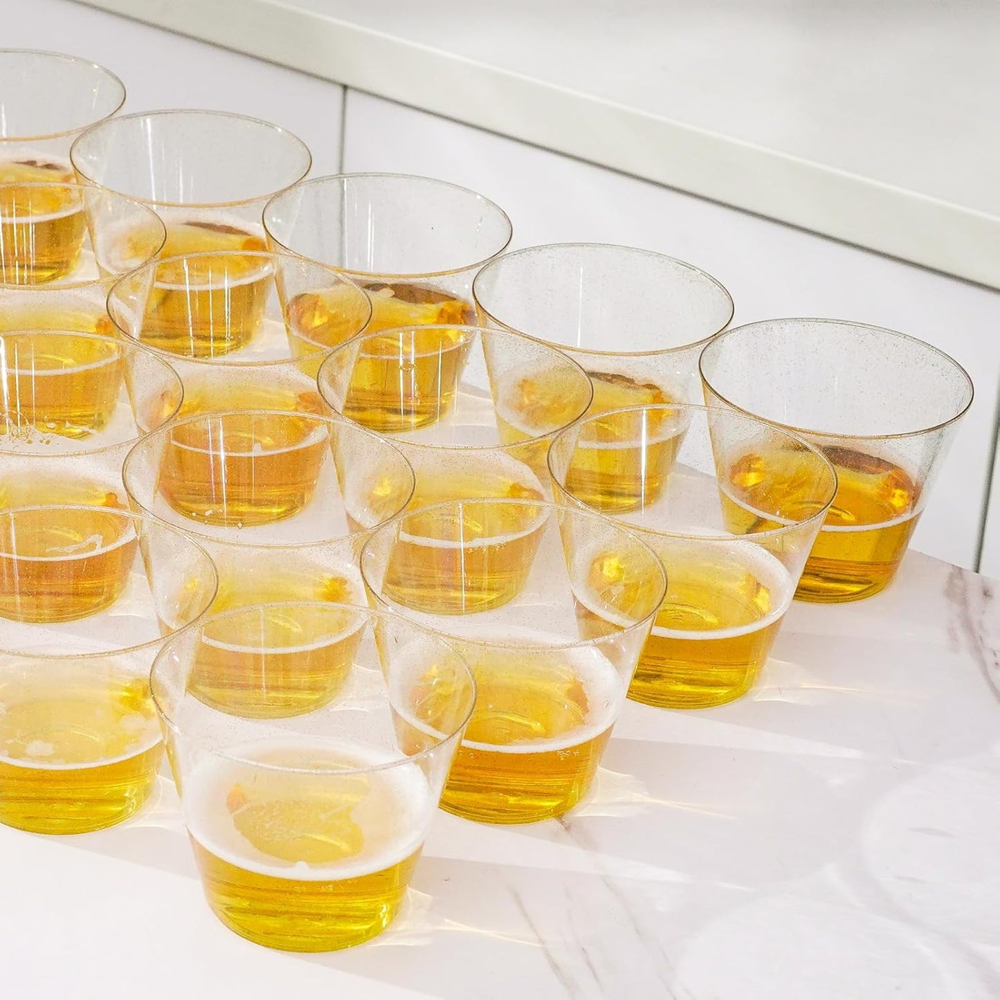 300 Count 9 oz Gold Plastic Cups, Disposable Cocktail Cup for Wedding & Party, Bulk Gold Plastic Tumblers, Fancy Disposable Party Cups for Cold Drinks