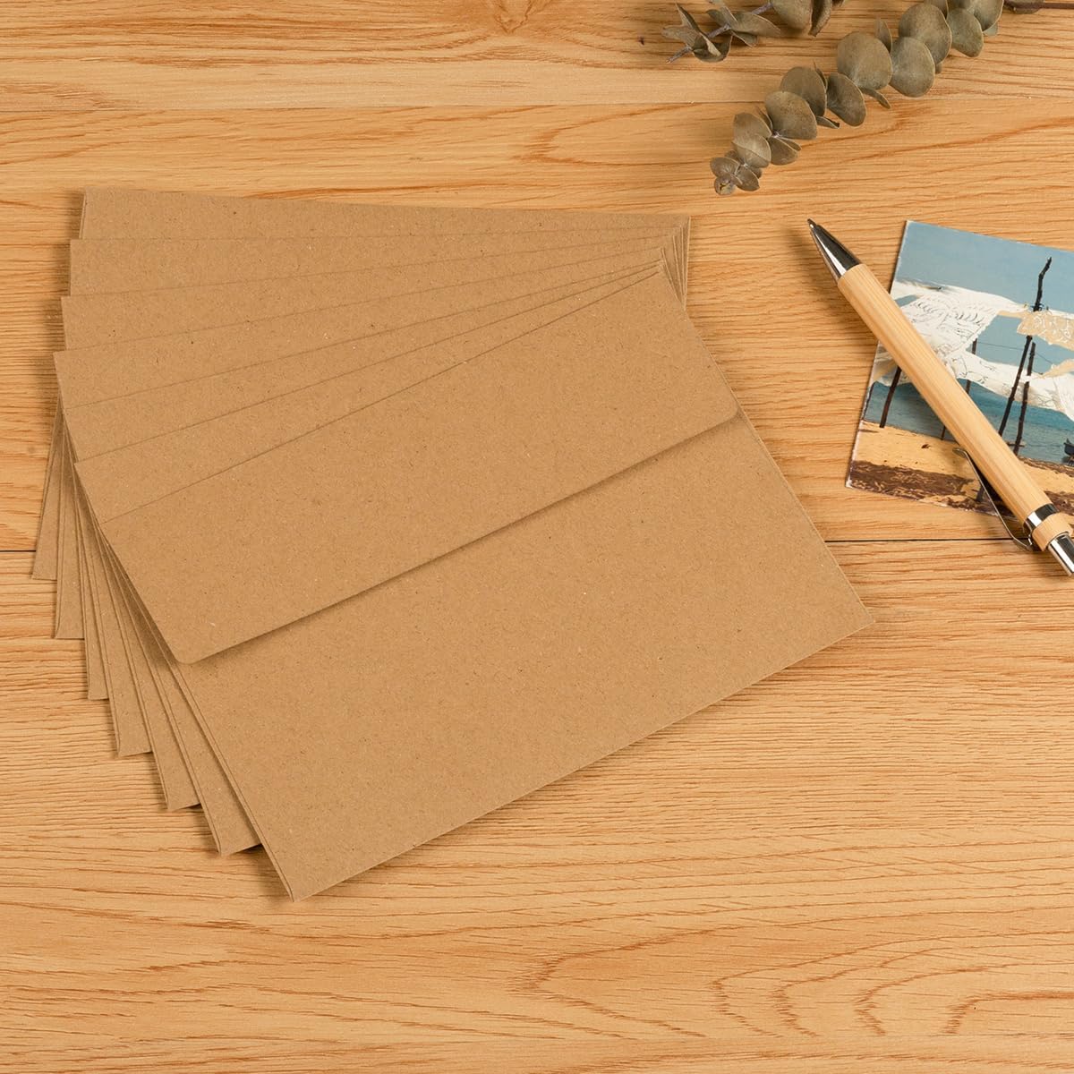 50 Pack 5 x 7 Envelopes Brown Self Seal for Wedding, Party Invitations, Greeting Cards, Announcements, Photos, 5.24 x 7.21 Inches (Brown)