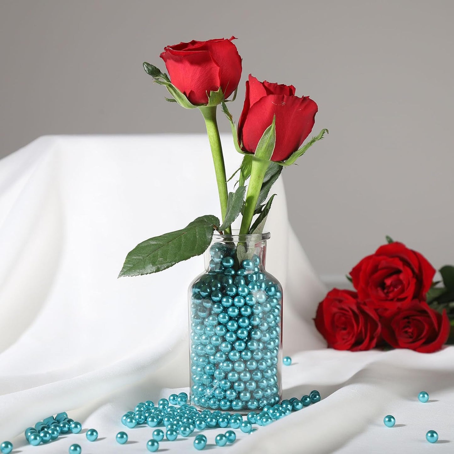 980pcs Undrilled Holeless ABS Faux Pearl Beads for Vase fillers, No Hole Round Pearls for Cosmetic Boxes, DIY Parts, Table Scatter, Wedding, Birthday Party Home Decorating (Cyan Blue, 8mm)