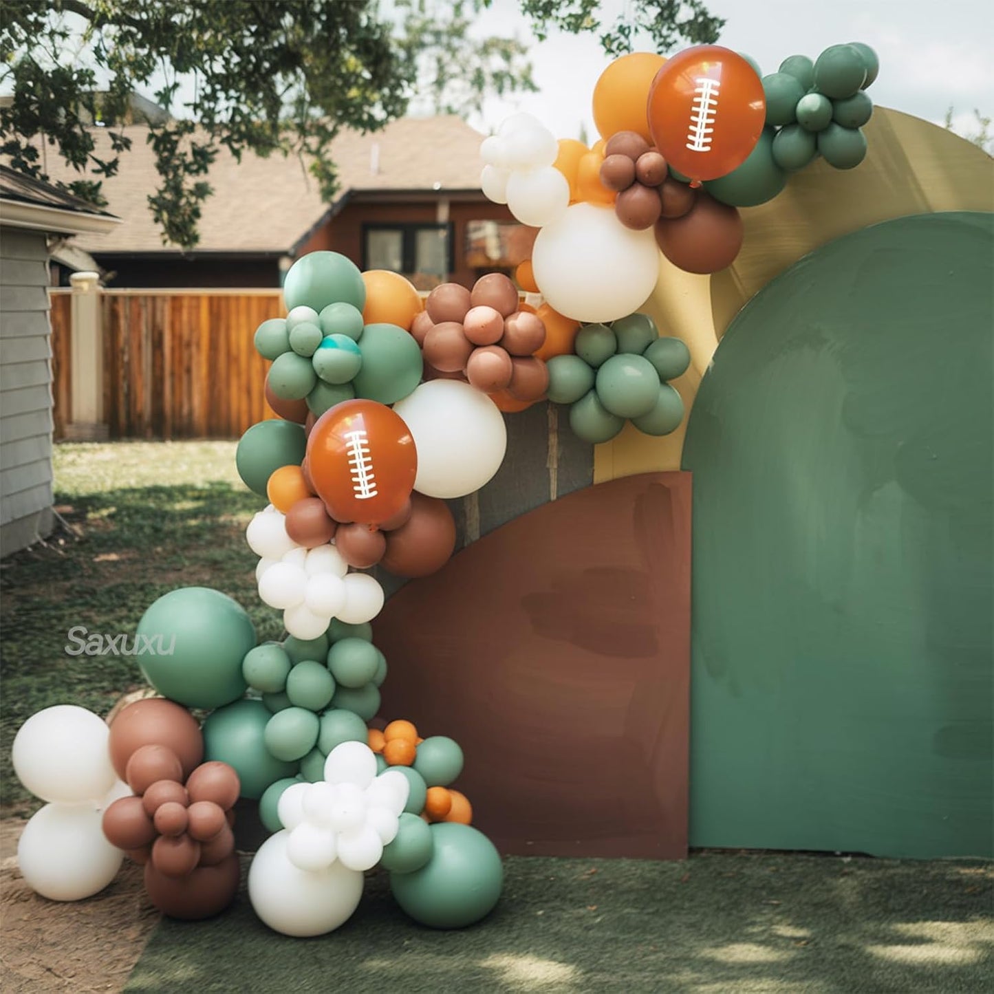 Football Balloon Arch Kit, Green and Brown balloons Garland Arch Kit, Football Print Balloon Dark Green Brown White Balloons For Ball Games Theme Birthday Baby Shower Party Bachelorette Wedding Decor