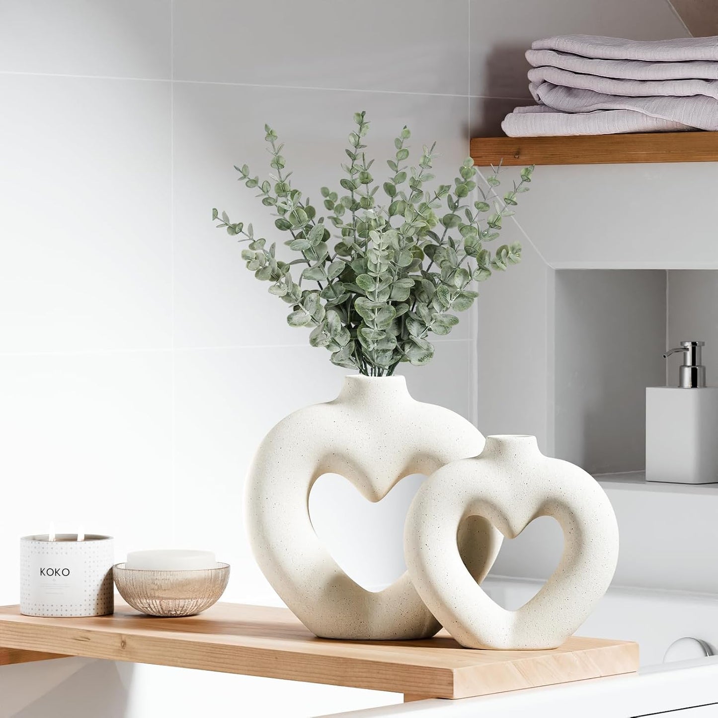 White Heart Ceramic Vases for Decor, Heart Shaped Ceramic Vase Set of 2, Nordic Shaped Vases, Minimalist Decorative Vase for Table Centerpiece Wedding Dining Living Room Office House Decoration
