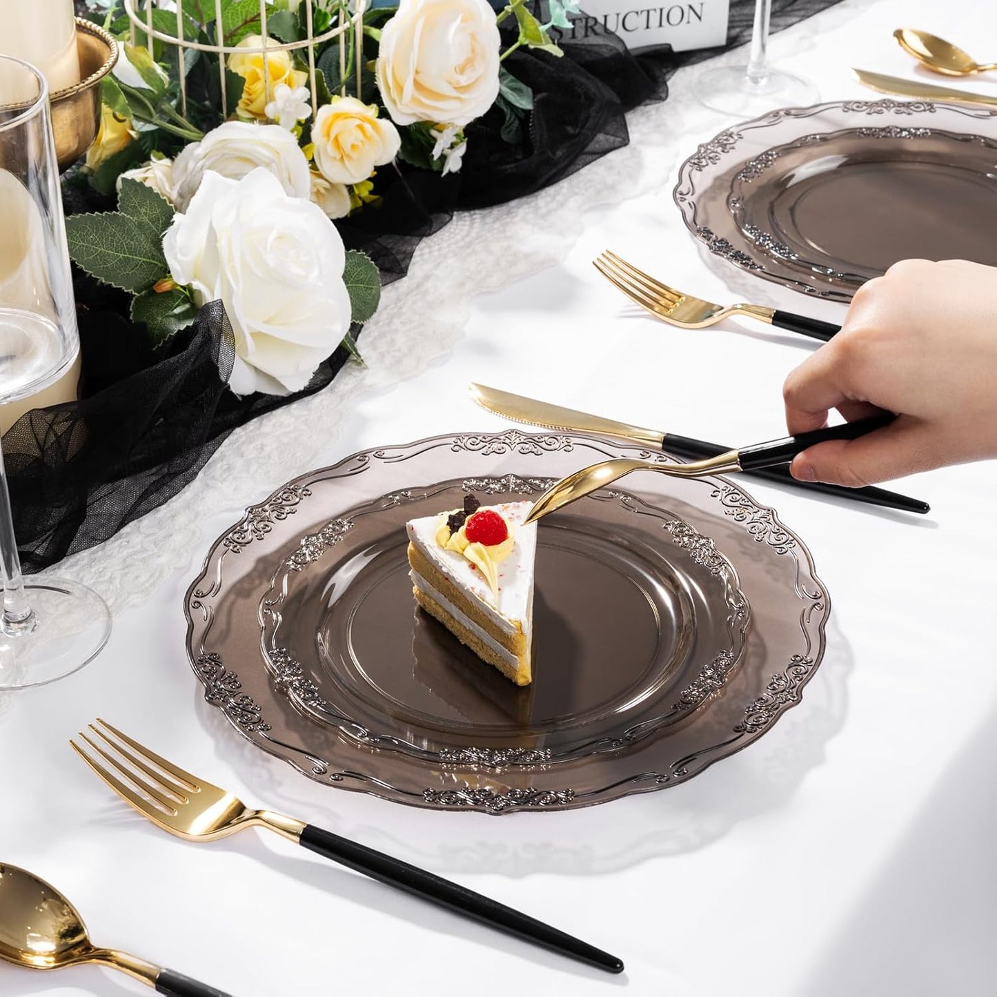U-QE 100PCS Clear Black Plastic Plates - Heavy Duty Halloween Plates Disposable Including 50PCS 10'' Dinner & 50PCS 7.5'' Dessert Plates - Hard Halloween Plastic Plate for Party