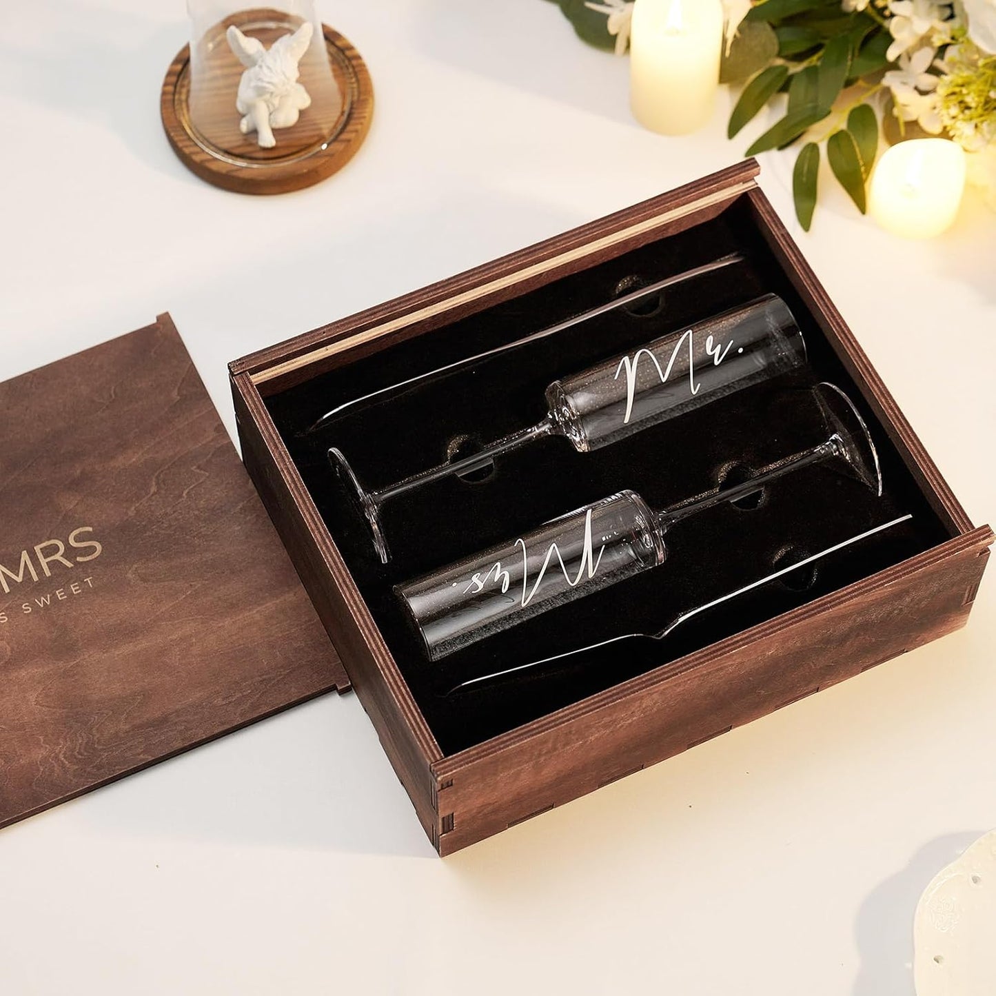 AW BRIDAL Champagne Flutes Set of 2, MR MRS Engraved, Crystal, 6 oz, Cake Cutting Set, Wedding Gift Box, Housewarming Gifts, Engagement Gifts for Couple