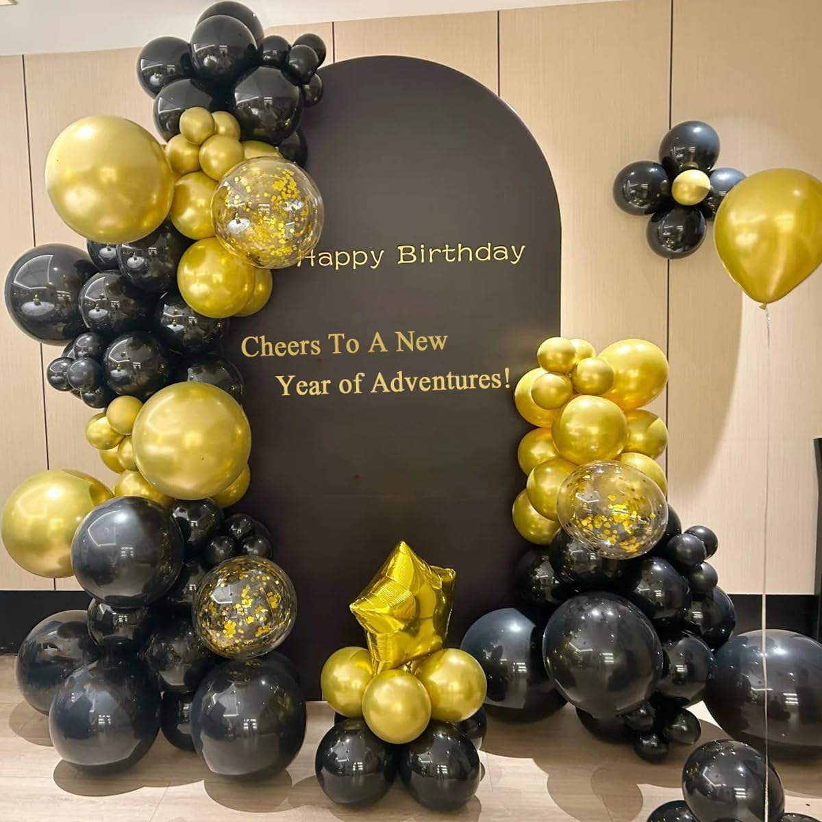Black Gold Silver Balloon Garland Arch Kit, 166Pcs 5 10 12 18 inch Latex Balloons with Gold Confetti for 2025 New Year Graduation Wedding Birthday Party Decoration