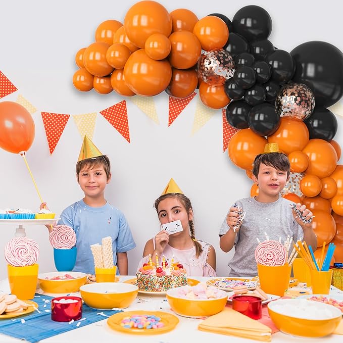 Orange and Black Balloons Arch Kit,130 pcs Black Latex Balloons,Different Sizes Orange Balloons for Halloween Party,Graduation Decorations