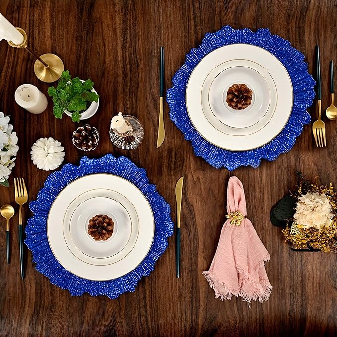 Pesonlook 24Pcs Royal Blue Charger Plates Round 13inch, Reef Plate Chargers for Dinner, Bulk Plastic Floral Table Charger Plates for Dinner Wedding Party Event Table Setting Decoration(Royal Blue)