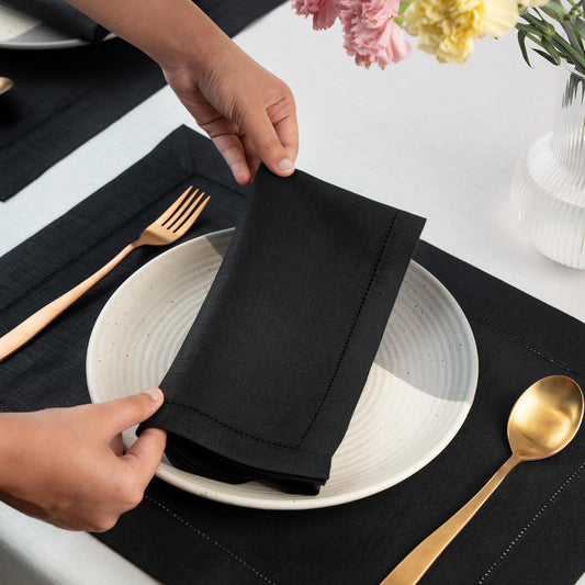 D'Moksha Homes Black Linen Napkins Set of 6 - Classic Hemstitch 100% Pure Linen Hemstitch Dinner Napkins 20 x 20 Inch for Fall, Thanksgiving, Holiday - Handcrafted and Machine Washable