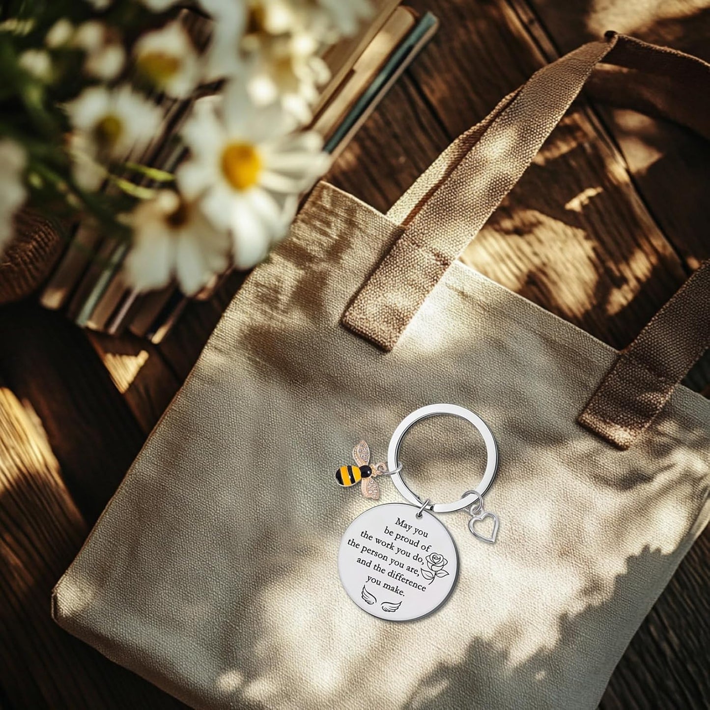 Bee Keychain, Teacher Appreciation Gifts for Women, Cute Bumble Bee Themed Inspirational Keyring Gifts for Teachers, Coworkers, Honey Lovers Key Chain