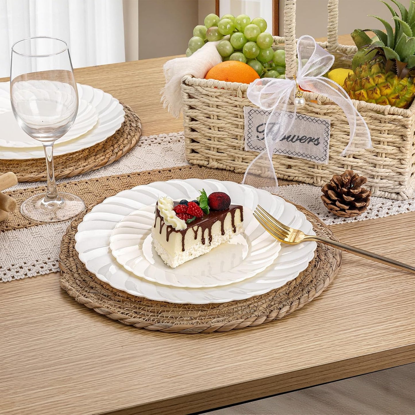 U-QE 60 Pcs Thanksgiving Plates Disposable – Ivory Scalloped Plastic Plates Heavy Duty & Elegant – Include 30 10.25" Dinner & 30 7.25" Dessert Plate for Party, Friendsgiving & Fall