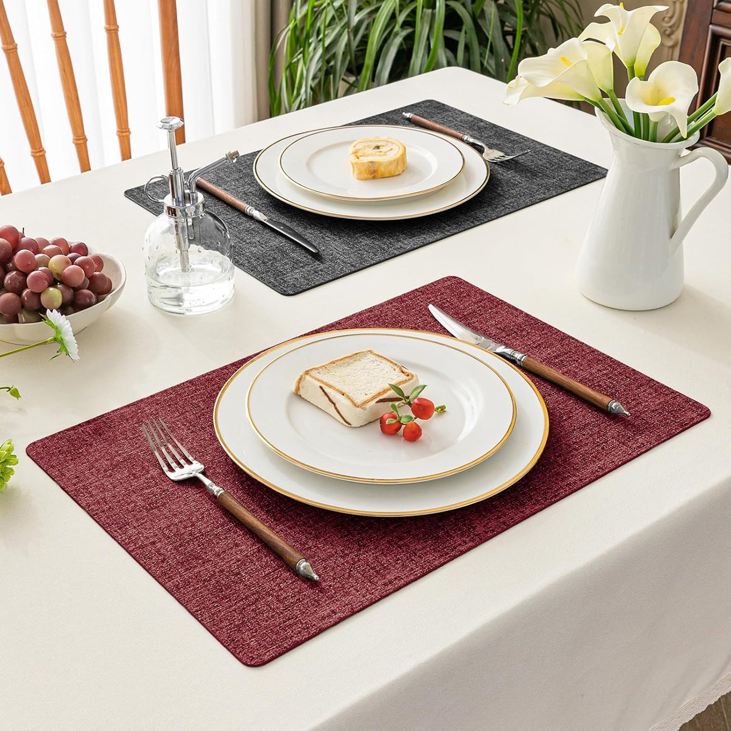 Romanstile Reversible Vinyl Placemats Set of 4, Faux Leather 100% Waterproof Oil-Proof Wipeable Place Mats, Heat Resistant Dual Sided Table Mats for Kitchen/Dining/Party (Grey Red, 12 x 17 Inch)