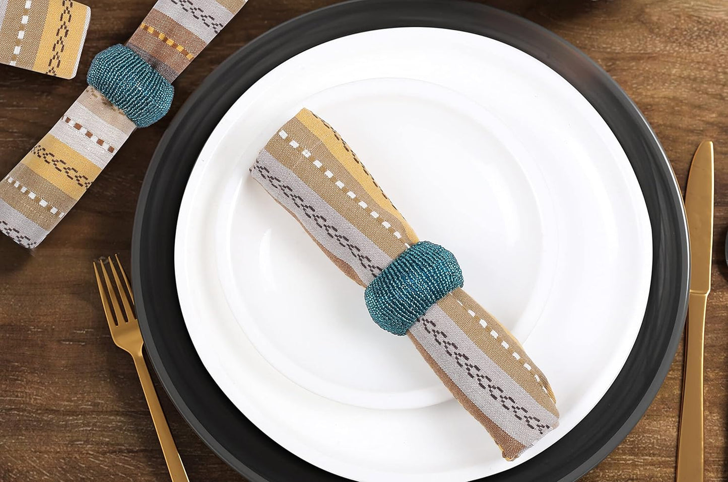 Goroly Home Beaded Napkin Rings Set of 4, Hand Made Round Beaded Napkin Rings for Christmas Thanksgiving Dinner Table Decor, Teal