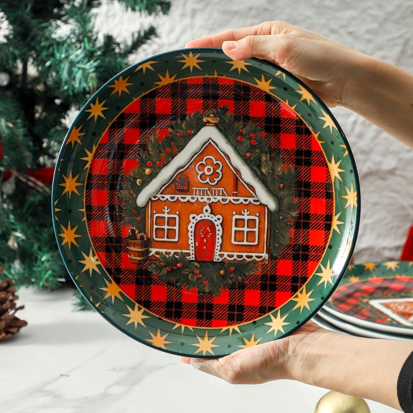 Ceramic Dinner Plates Set of 6,Stoneware 10 Inch,Microwave,Dishwasher and Oven Safe,Porcelain Dessert Plates for Pasta,Salad and Steak,Dishes Set for Kitchen,Scratch Resistant,Christmas