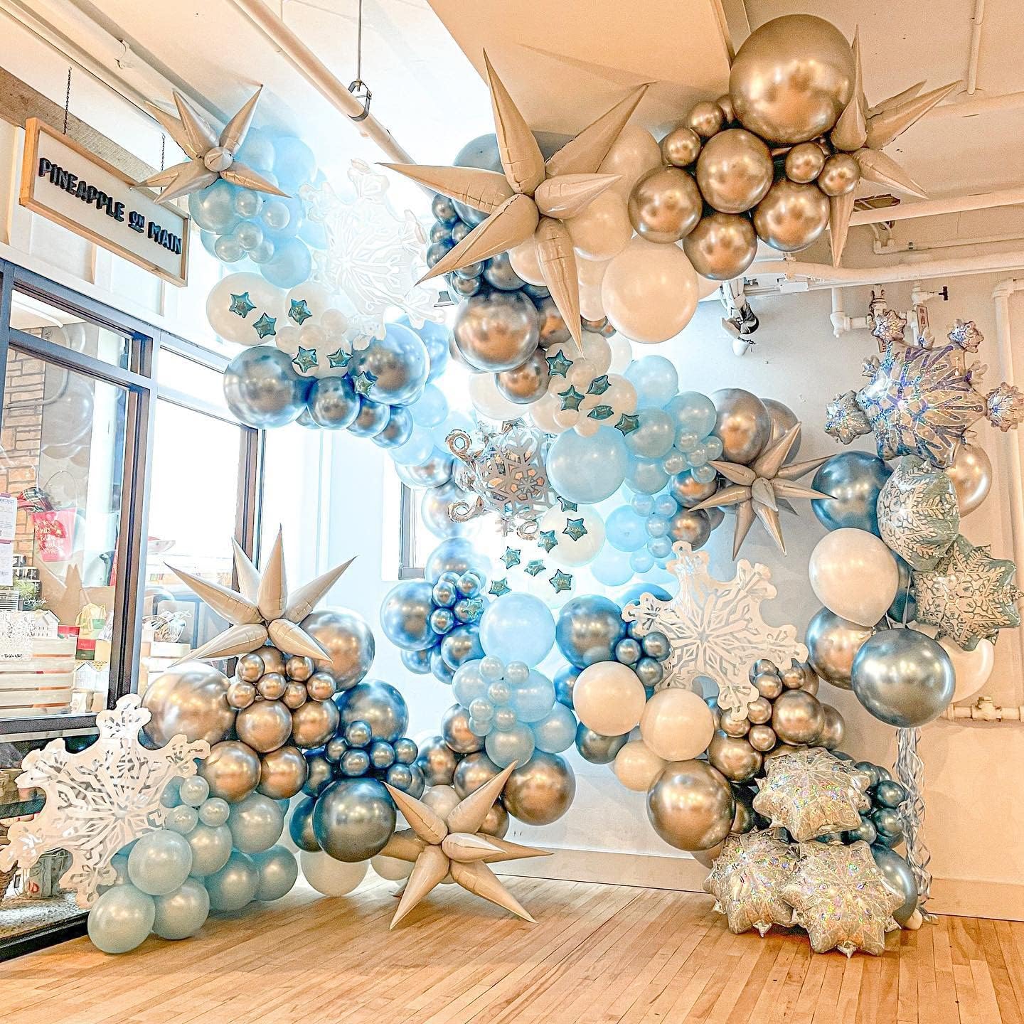 Frozen Balloon Arch Garland Kit, 164Pcs Winter Wonderland Balloon Arch Kit Blue Purple Clear Snowflake Balloons for Winter Wonderland Theme Baby Shower Snow Girl Princess Birthday Decorations