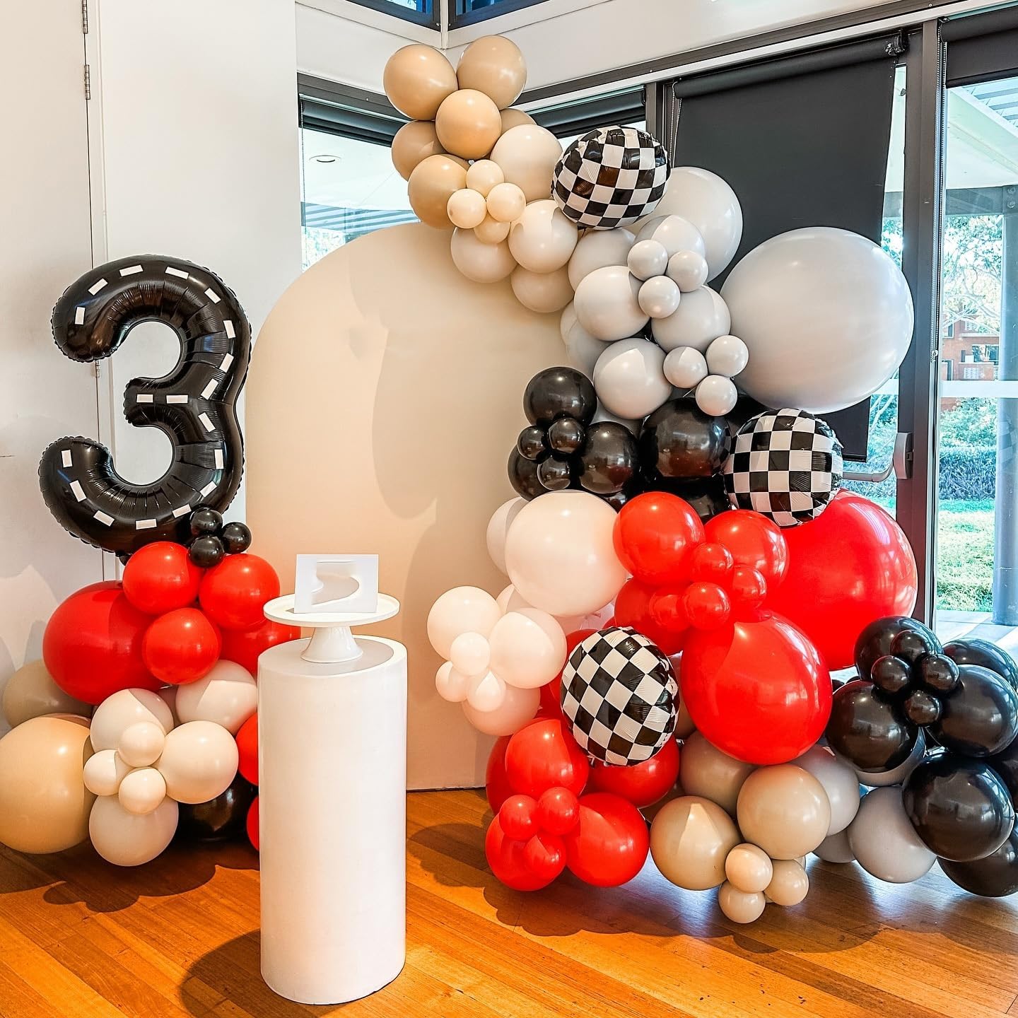 153Pcs Race Car Balloon Garland Arch Kit - Red and Black White Checkered Balloon Arch Kit 18 10 5 Inch Different Size Balloons for Racing Car Two Fast 2nd Theme Birthday Party Decorations