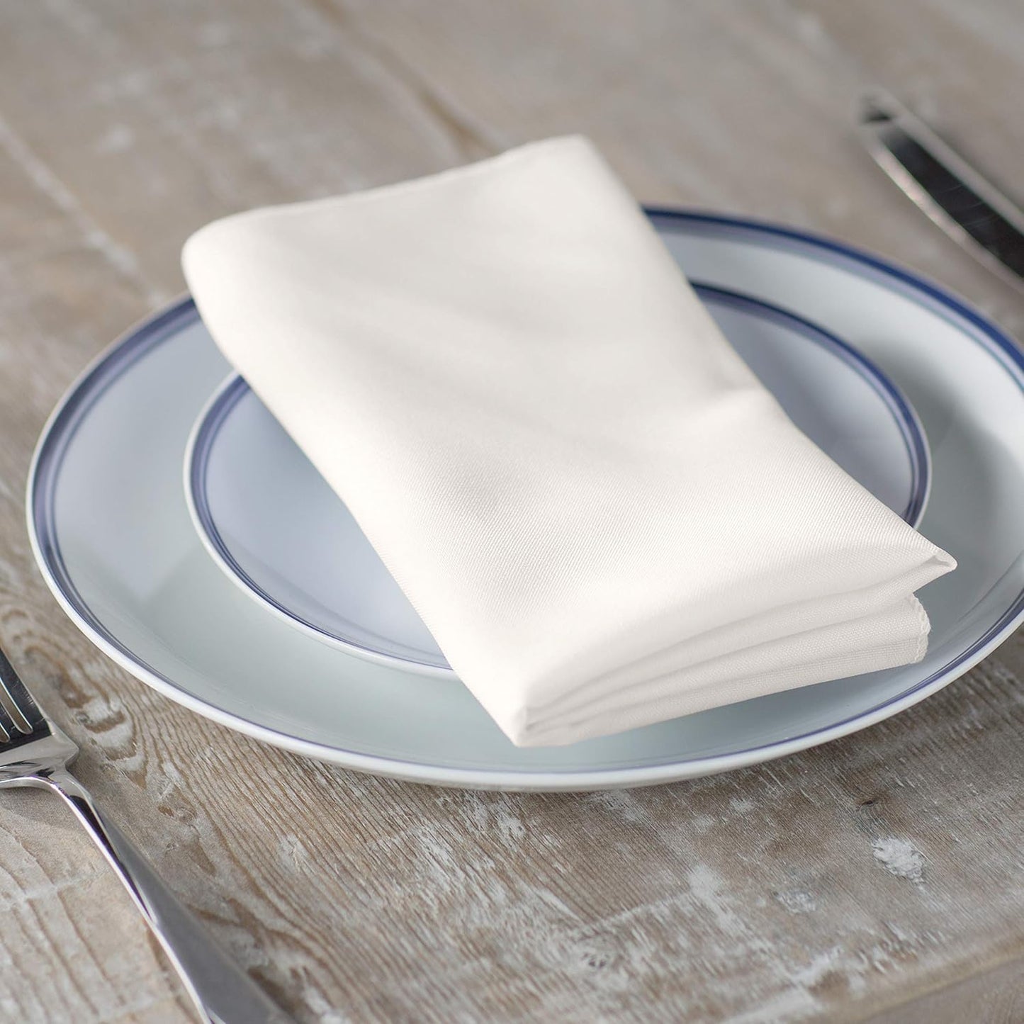 LA Linen 4-Pack Poly Blend Napkins - Soft, Washable, Stain & Wrinkle Resistant - Dinner & Party Napkins - 18x18 - Ivory