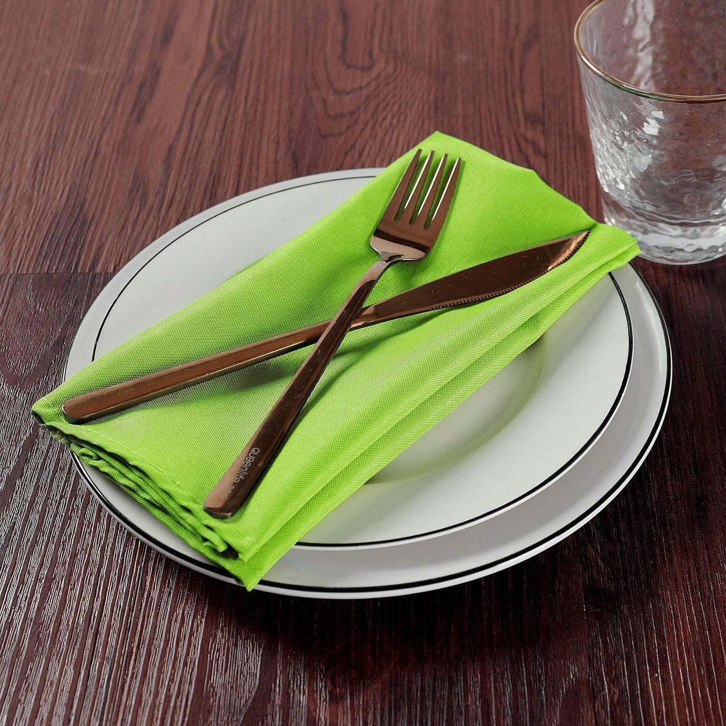 Cupuamon Cloth Napkins 20x20 inch Washable Polyester Dinner Napkins Soft Table Napkins for Wedding Party Dining Banquet(Apple Green,100PCS)