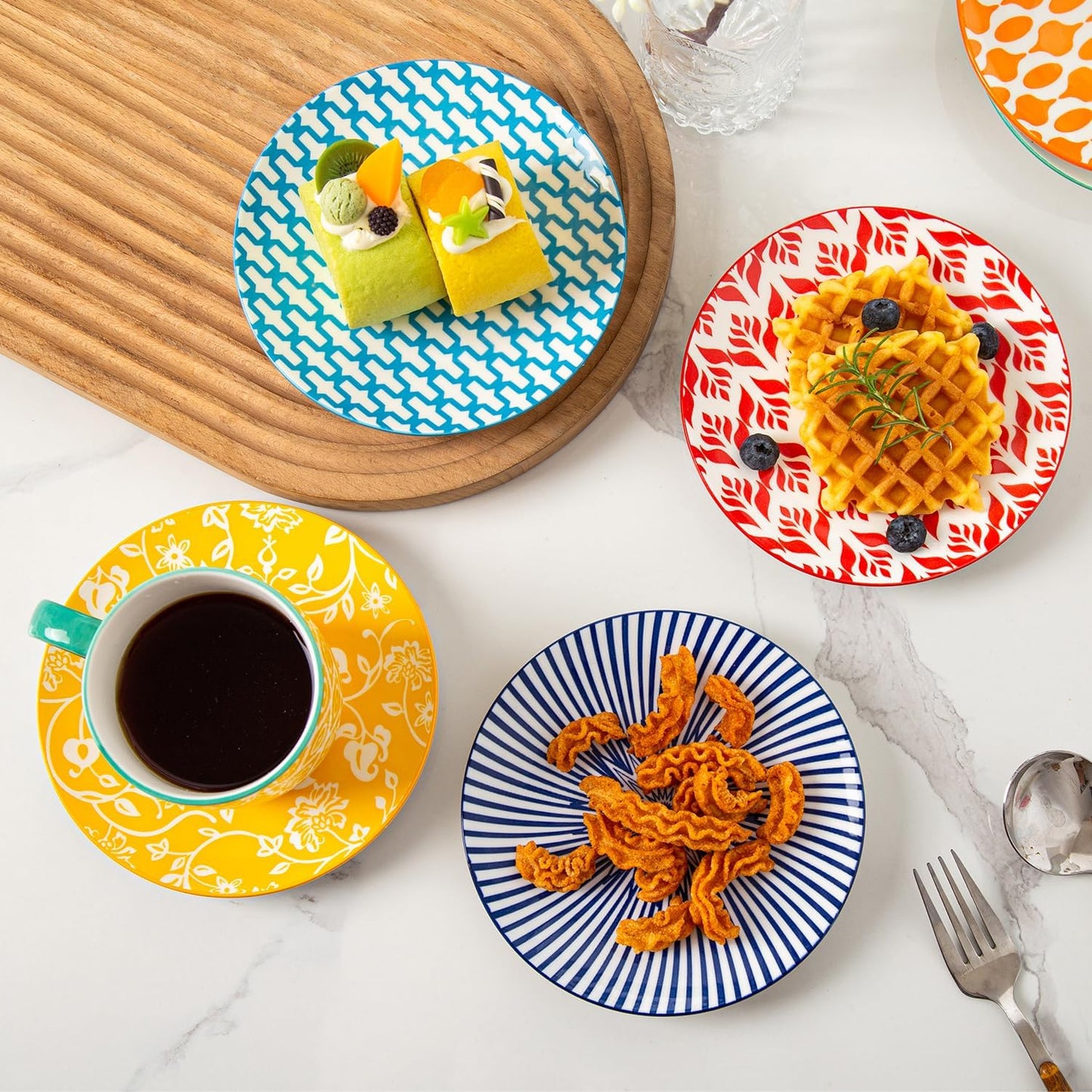 Ceramic Dessert Plates Set - 6 Inch Small Appetizer Plates for Kitchen - Salad Plate for Cake Snacks Side Dish, Microwave Dishwasher Safe, Gift, Assorted Colors