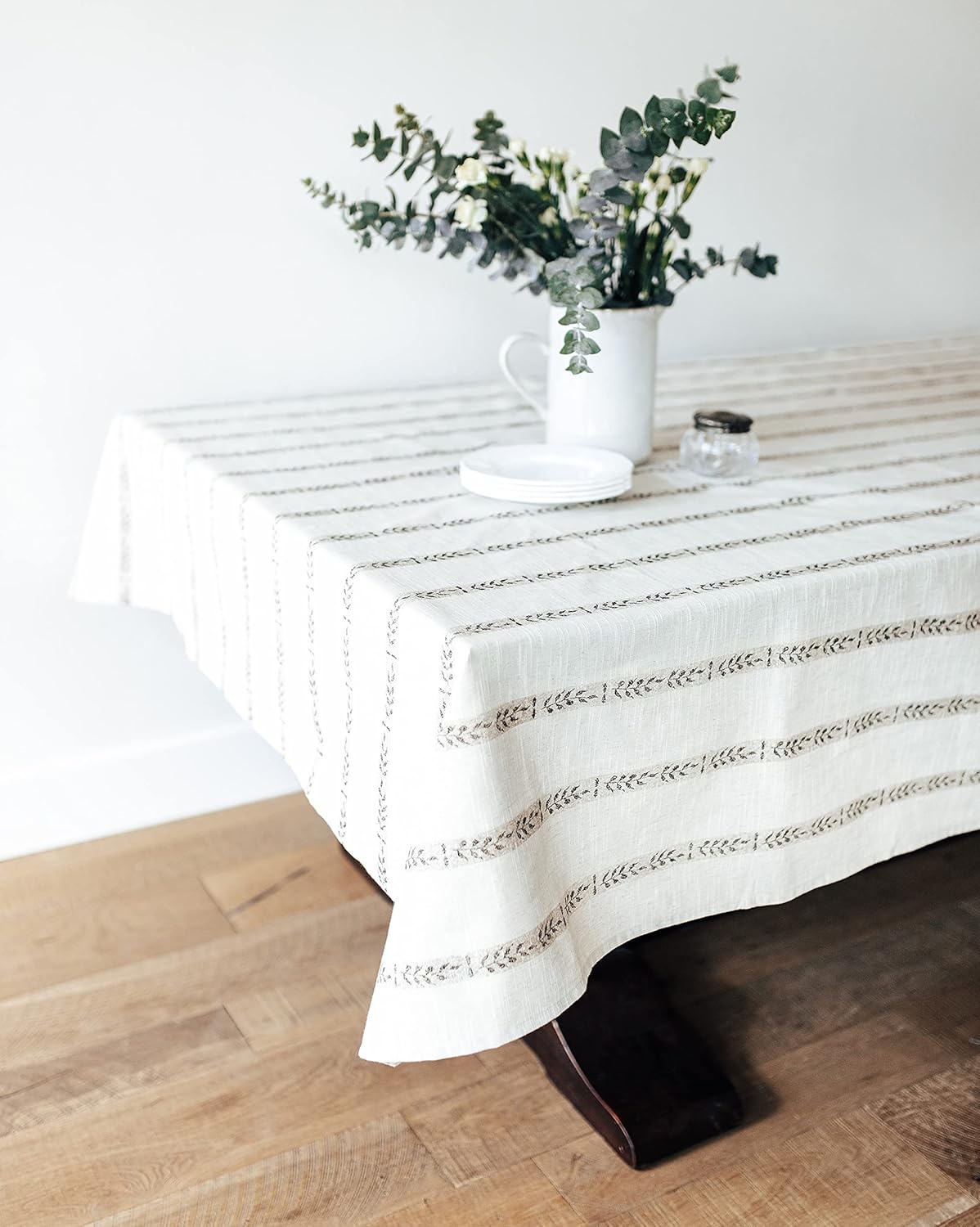 60x120 in Cotton Linen Tablecloth – Rectangular Dining Table Cover with Elegant Pattern for Kitchen, Weddings, Parties, Indoor or Outdoor Picnic and Everyday Decor – Walnut Leaf