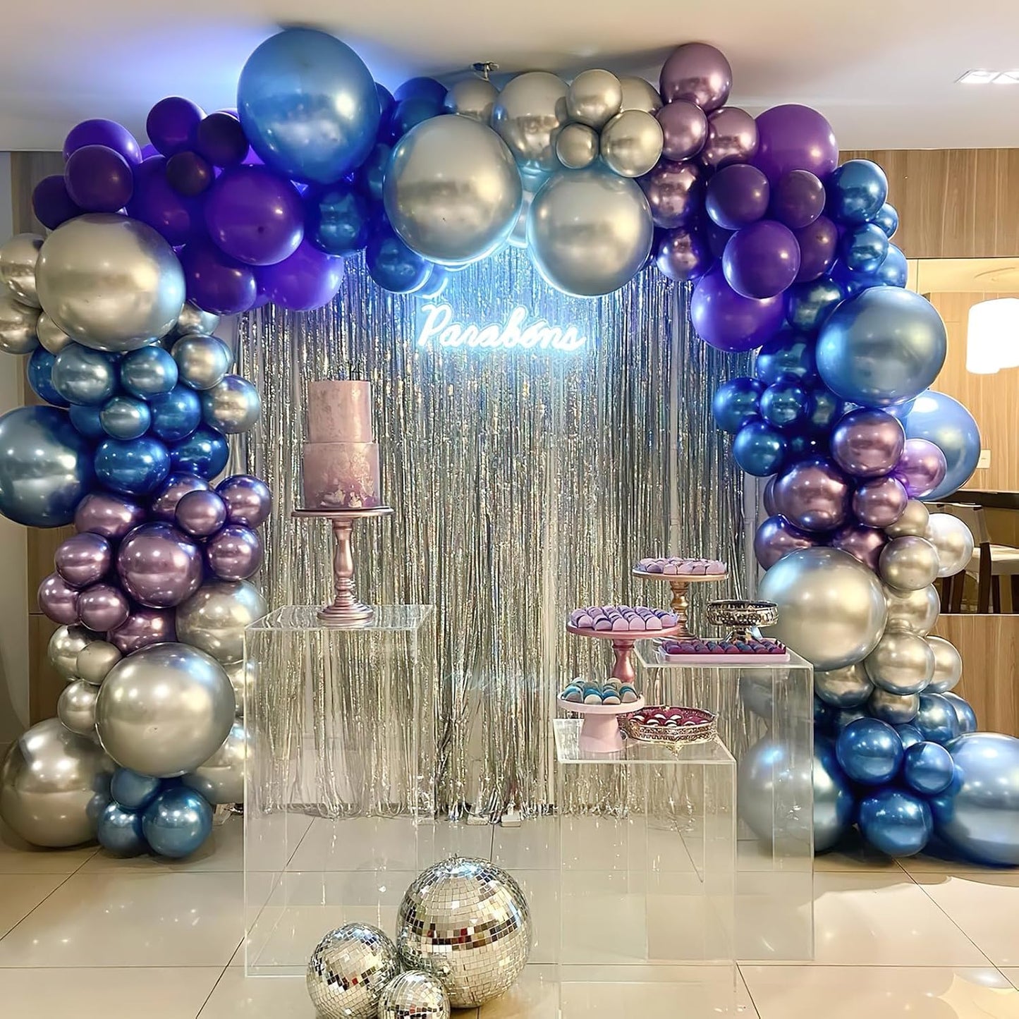 PartyWoo Blue and Silver Balloon Garland, 100 pcs Balloons Different Sizes Pack of 18 Inch 12 Inch 10 Inch 5 Inch Navy Blue Silver Metallic Balloons for Birthday Decorations, Party Decorations