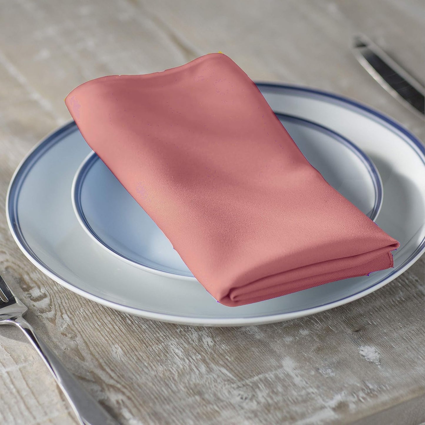 LA Linen 4-Pack Poly Blend Napkin - Soft Cloth Napkins - Washable Reusable Napkins - Stain and Wrinkle Resistance – Dinner Napkins – Wedding Napkins – Napkins for Parties - 18x18 - Dusty Rose