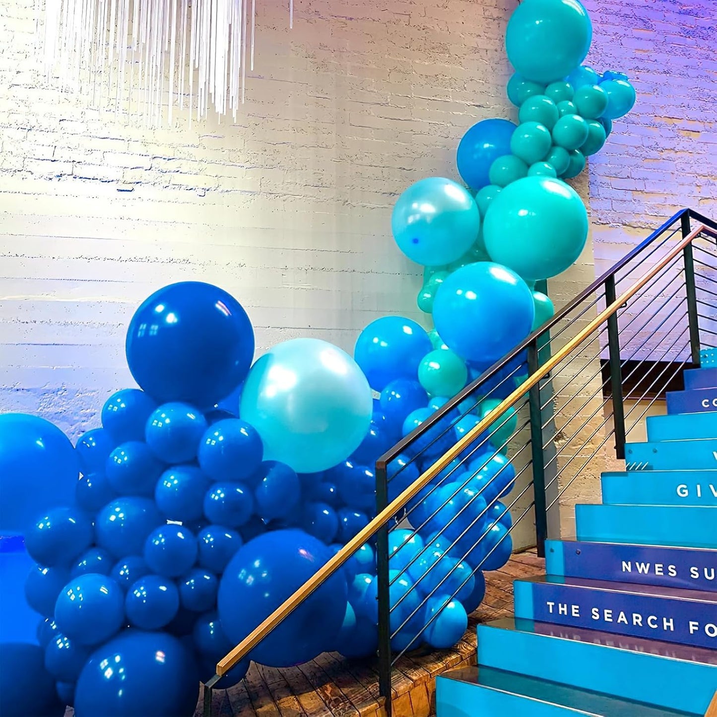 PartyWoo Royal Blue Balloons 20pcs 18 Inch Large Big Jumbo Giant Matte Dark Blue Latex Helium Balloons for Graduation Baby Shower Independence Day Gender Reveal Birthday Party Decorations Blue-Y5