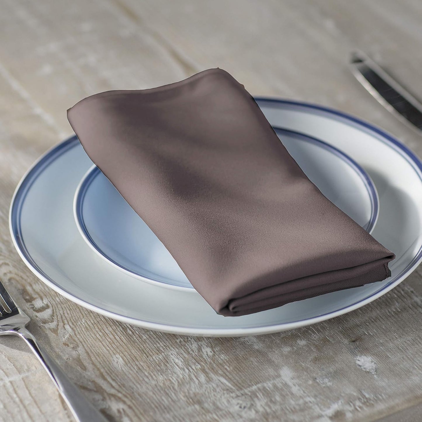 LA Linen 4-Pack Poly Blend Napkins - Soft, Washable, Stain & Wrinkle Resistant - Dinner & Party Napkins - 18x18 - Dark Gray