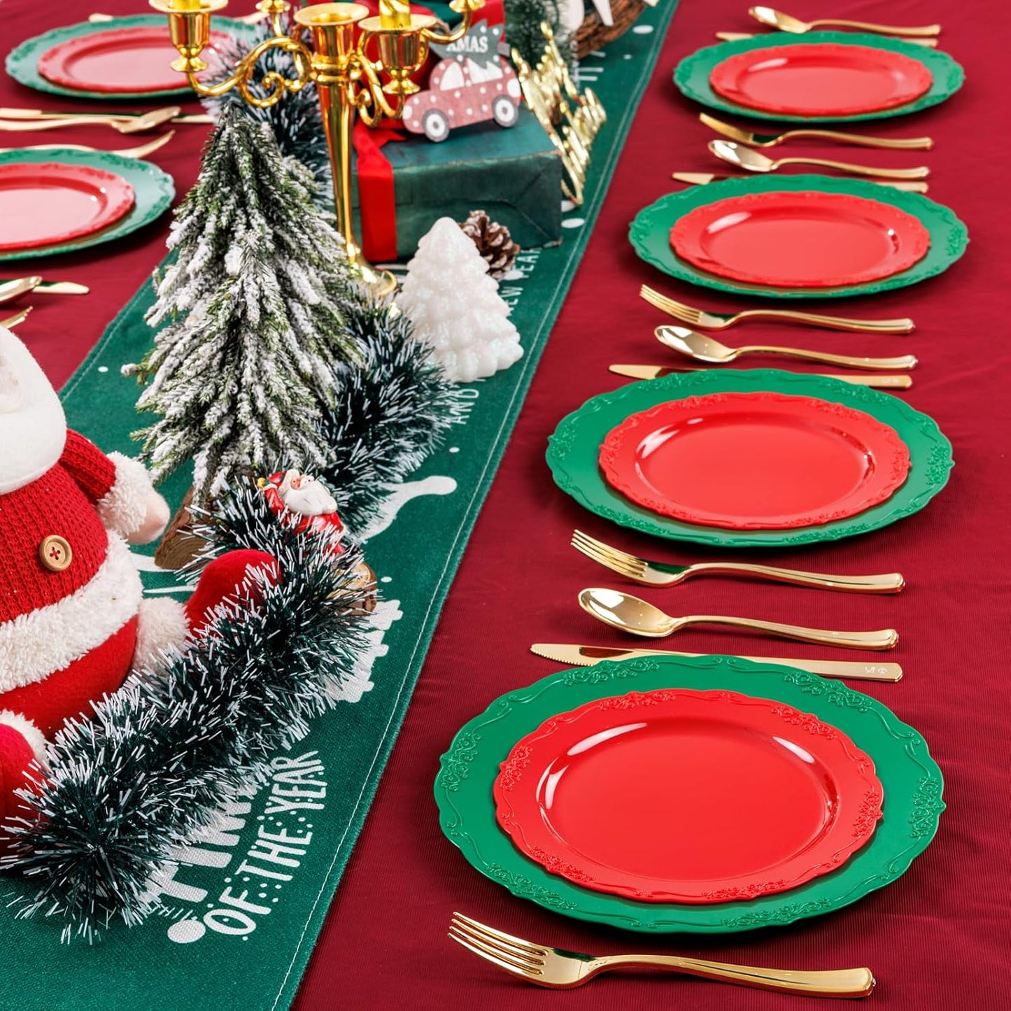 U-QE 100Pcs Christmas Plastic Plates - Green and Red Plates Disposable for Party, Plastic Christmas Plates Disposable Include 50 Red Dessert Plates, 50 Green Dinner Plates Suite for Christmas