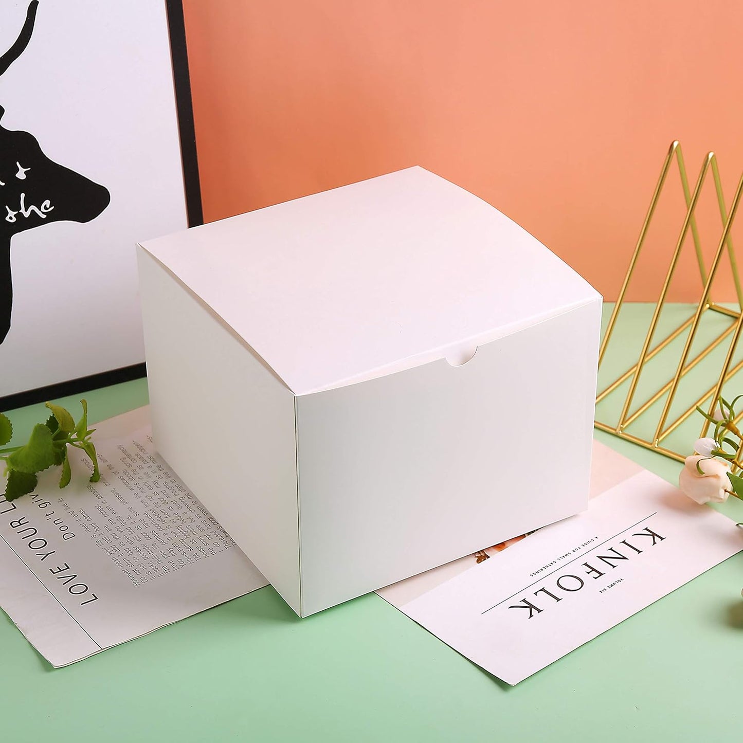 SHIPKEY 10pcs White Gift Boxes with lids 8x8x6inch | Large Gift Boxes, Perfect for Party, Wedding, Christmas, Holidays, Birthdays, Gifts Wrap, and All Other Occasions (20x20x15cm)