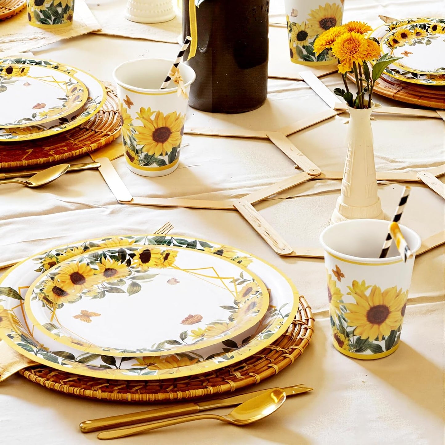 Sunflower Paper Plates and Napkins Cups Thanksgiving Disposable Tableware Set Floral Fall Party Plates for 100pcs 25 Guest Baby Shower Tea Kids Birthday Party Supplies Decoration