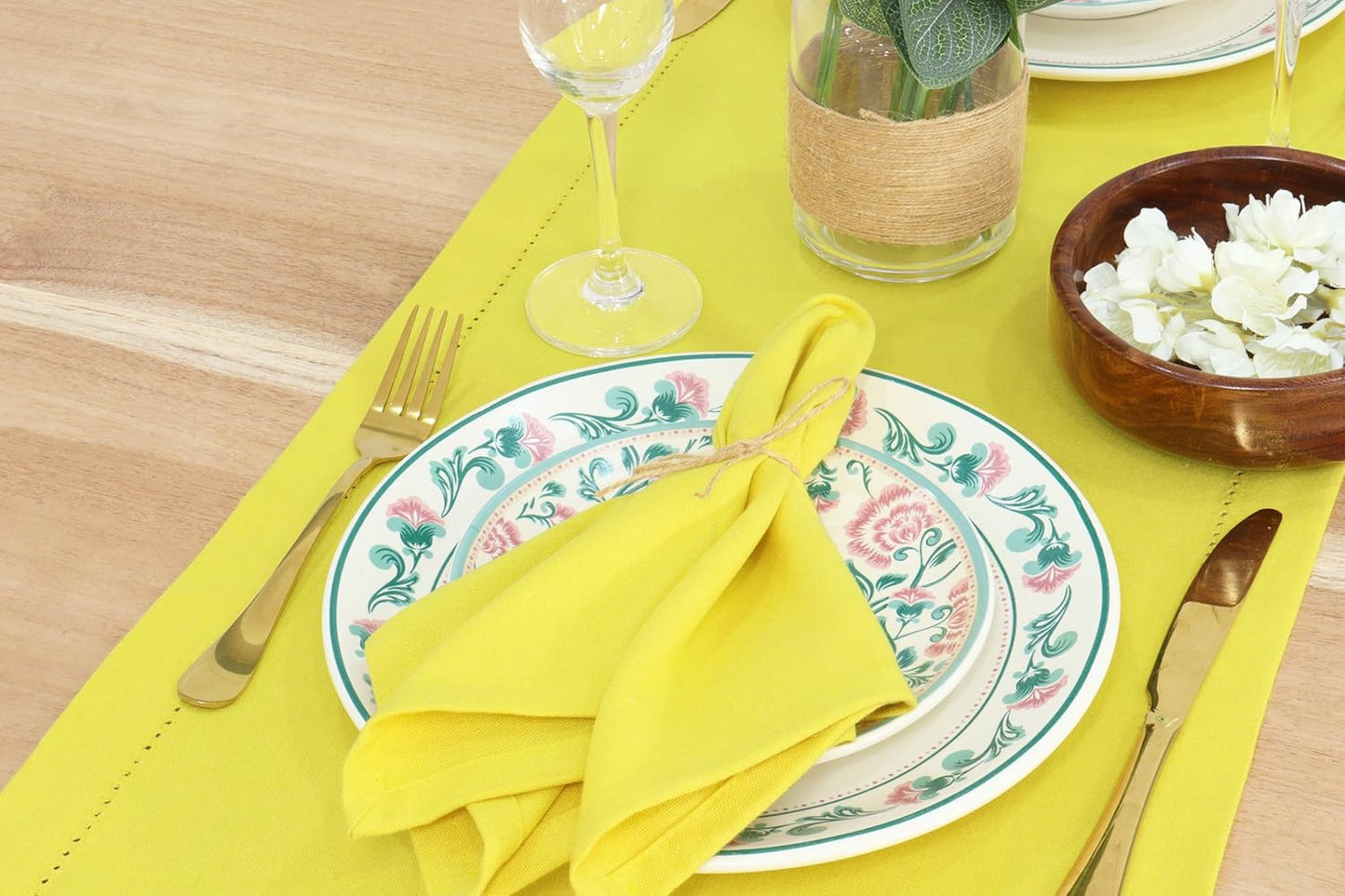 PurpleEssences Set of 6 Cloth Dinner Napkins 100% Cotton 18x18 Inch - Soft Durable Washable - Ideal for Farmhouse Party Fall Thanksgiving - Perfect Everyday Use Table Linen - Yellow