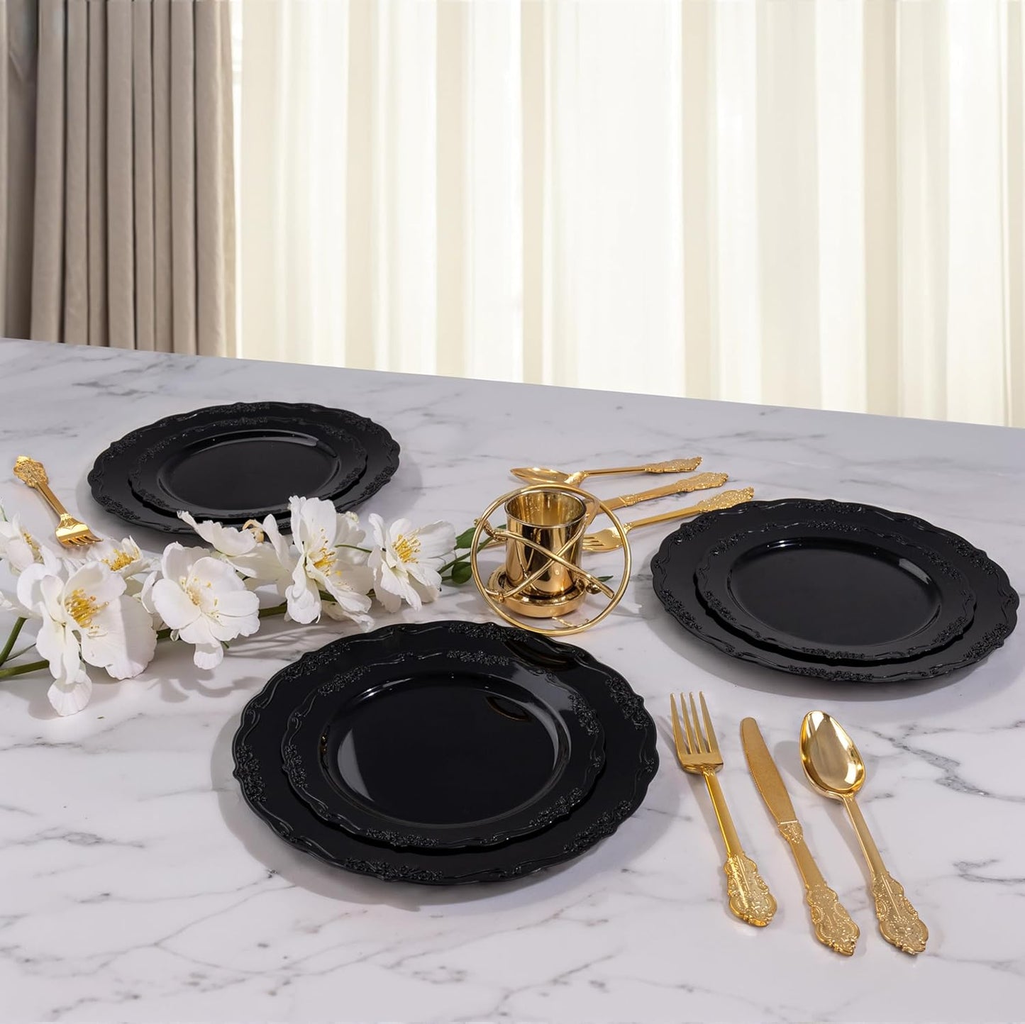 DaYammi 60PCS Black Plastic Plates, Heavy Duty Black Disposable Plates Premium 7.5 inch Dessert Cake Salad Appetizer Plate Hard Plastic Plate Disposable for Party Wedding