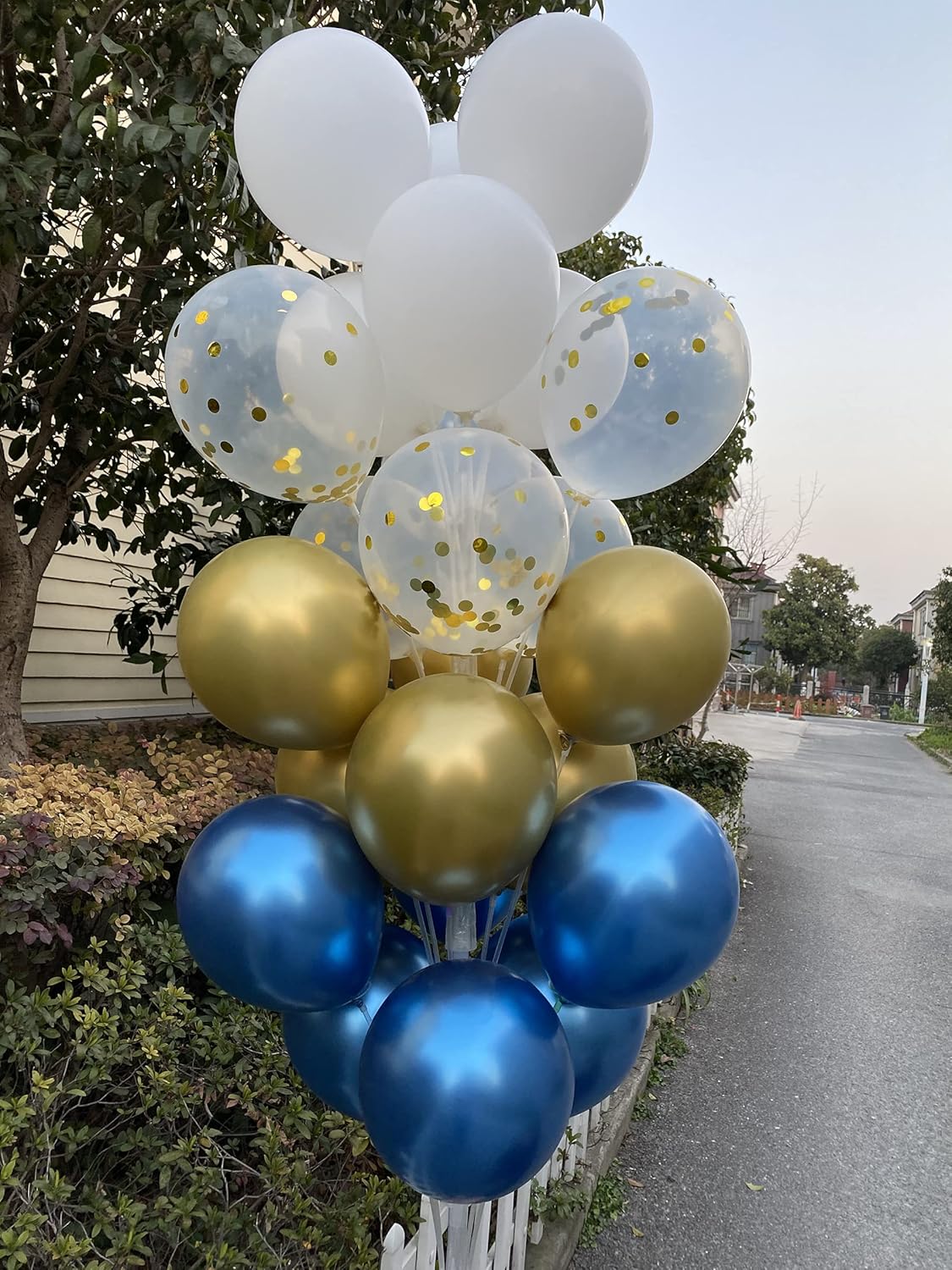 60 Count 12-Inch Navy Blue Gold White Latex Balloons - Graduation Wedding Birthday Decorations, Baby Shower And New Year Party Supplies